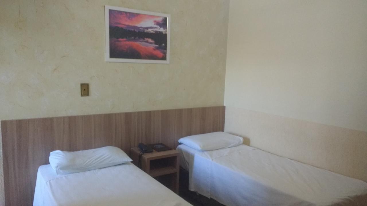 Hotel Paulista Unai Экстерьер фото