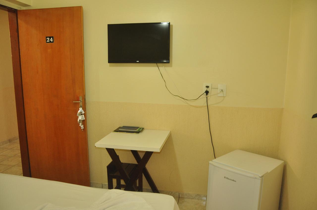 Hotel Paulista Unai Экстерьер фото