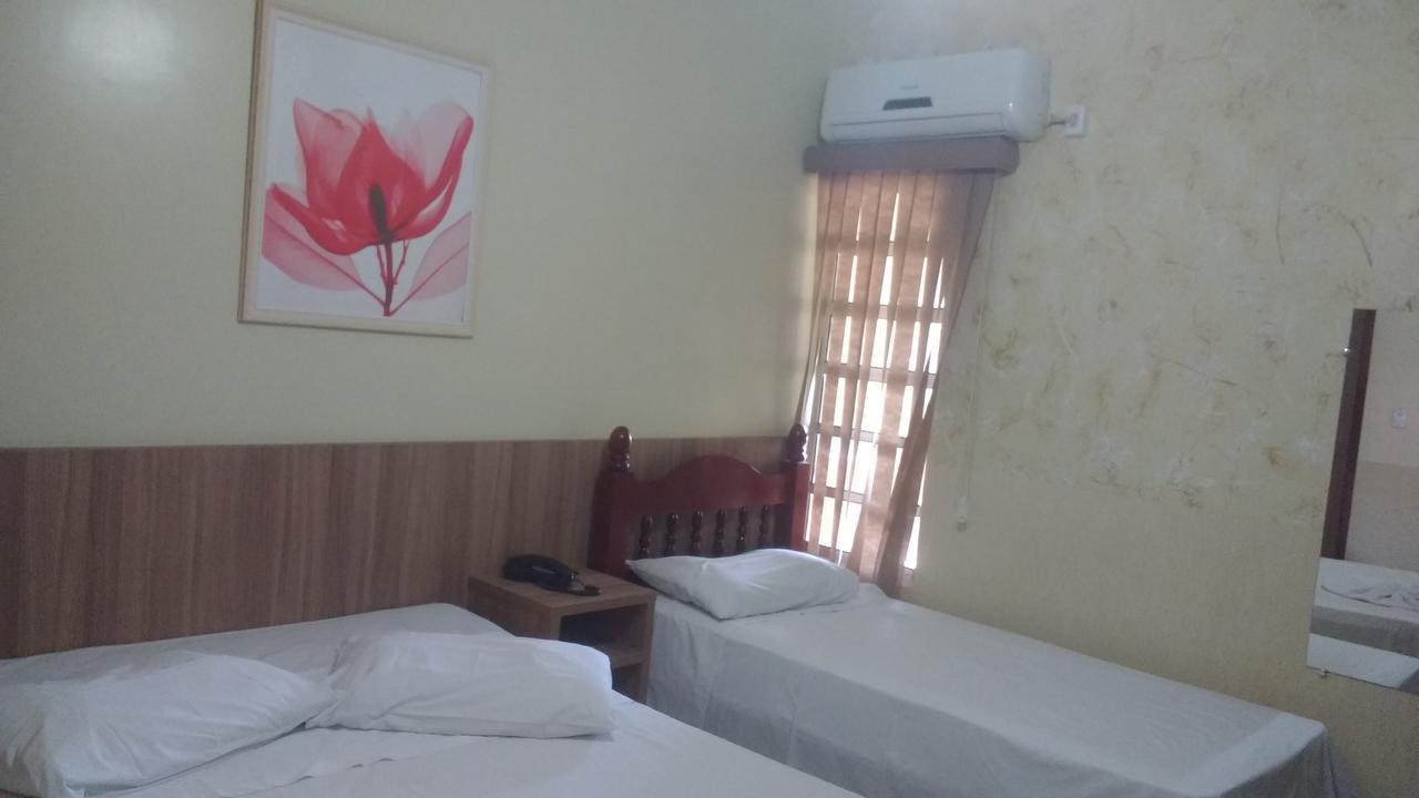 Hotel Paulista Unai Экстерьер фото